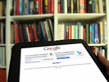 Durch das Internet lassen sich Bücherregale öffnen.  Foto: Dieter Britz