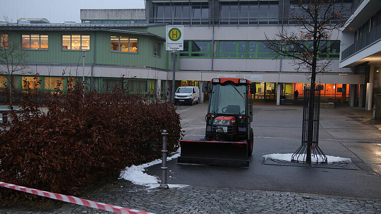 Schulausfälle in Franken wegen Glätte