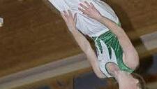 Janick Speidel flog fast bis zum Hallendach.