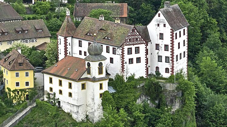 Die Kirche in Egloffstein wird derzeit saniert.