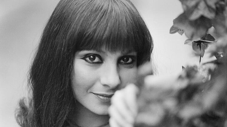 In den 60er-Jahren war sie in Deutschland einer der gr&ouml;&szlig;ten Popstars: Esther Ofarim feiert am 13. Juni ihren 85. Geburtstag.