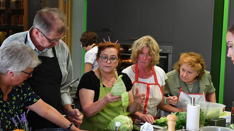 Kochen mit den Gemüsen des Monats - Impressionen vom Kochworkshop im Kulmbacher MupäzFoto: Ronald Rinklef