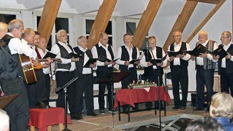 Das Doppelsextett trat wieder einmal mit einem tollen Programm auf die Bühne und erfreute seine vielen Fans.