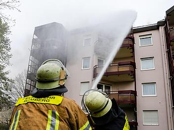 Das Feuer war am Mittwoch auf dem Balkon eines Mehrfamilienhauses in der Wunderburg ausgebrochen. Foto: Matthias Hoch