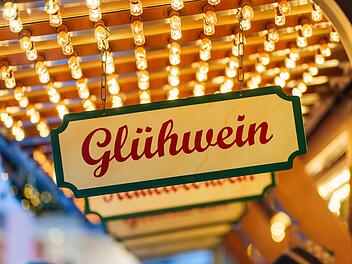 Partei fordert Preisbremse für Glühwein - und radikale Maßnahme gegen Weihnachtsmarkt-Wucherer