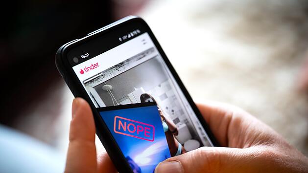 Tinder-Betrüger ergaunern in Bayern rund 20 Millionen Euro
