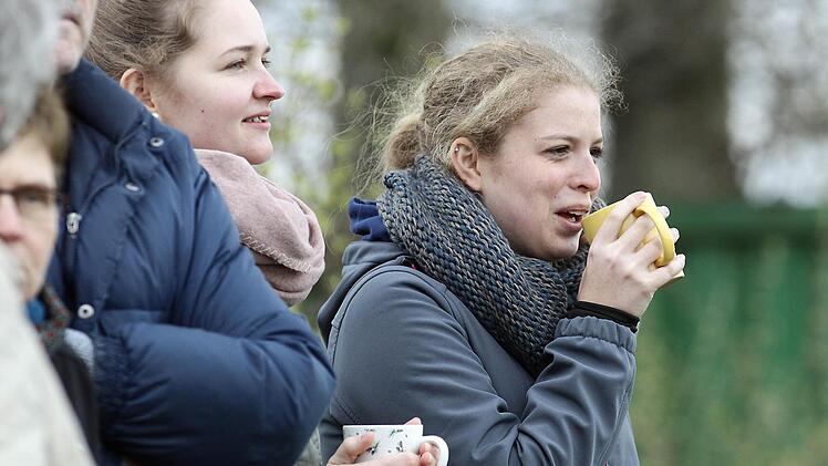 Die kalten Temperaturen verlangten zum Aufwärmen nach einem heißen Getränk.