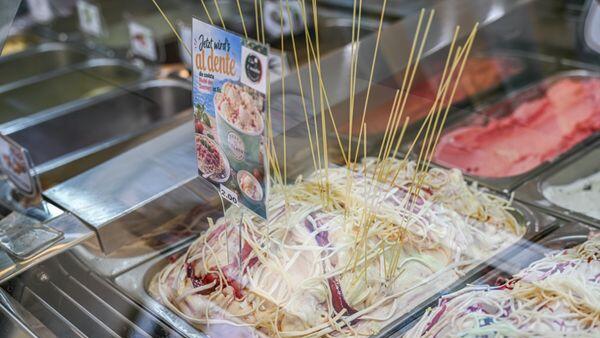 Karlsruhe: Spaghetti-Eis mit echten Nudeln sorgt f&uuml;r Aufsehen