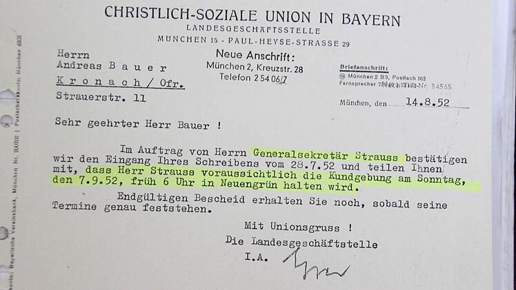 Franz Josef Strauß hielt am Sonntag, 7. September 1952, um 6 Uhr eine Rede in Neuengrün.  Repro: Friedwald Schedel