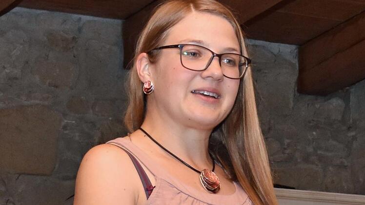 Nicole Czwielong aus Coburg, Mitglied der Autorengruppe "Schreibsand"