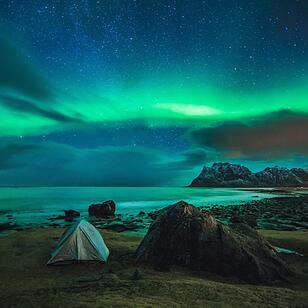 Camping in Norwegen - Uttakleiv Strand auf den Lofoten