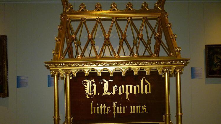 Der neugotische (leere) Reliquienschrein des heiligen Leopold gehört zu den bedeutsamsten Exponaten der Ausstellung. Foto: Marion Krüger-Hundrup