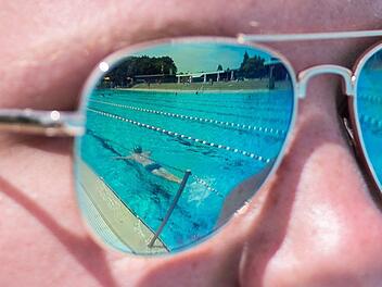 Am Freitag und Samstag strömen warme Mittelmeerluftmassen zu uns. Die Temperaturen steigen bei zeitweiligem Sonnenschein auf 29 bis 32 Grad. Gewitter treten nur vereinzelt auf. Symbolfoto: Silas Stein/dpa