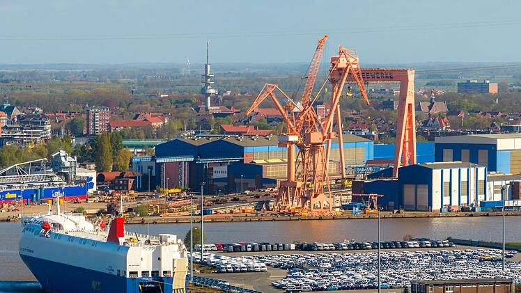 Emder Hafen - Vor der nationalen maritimen Konferenz
