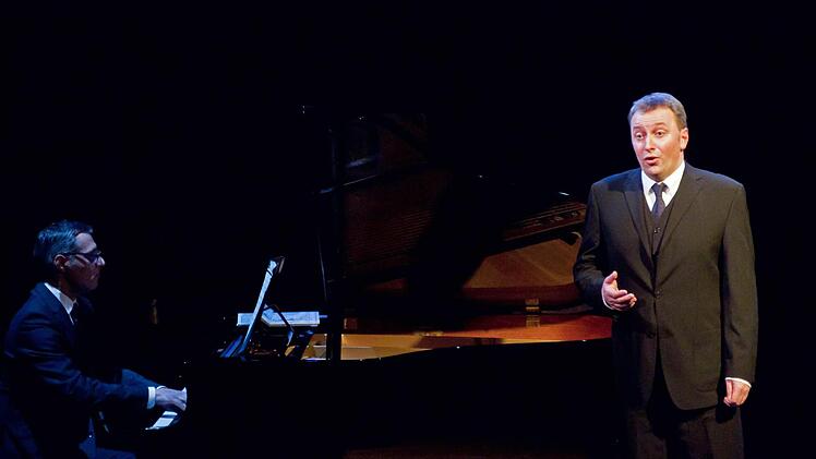 Antonio Grimaldi und Martin Trepl in der Coburger ReithalleFoto: Jochen Berger