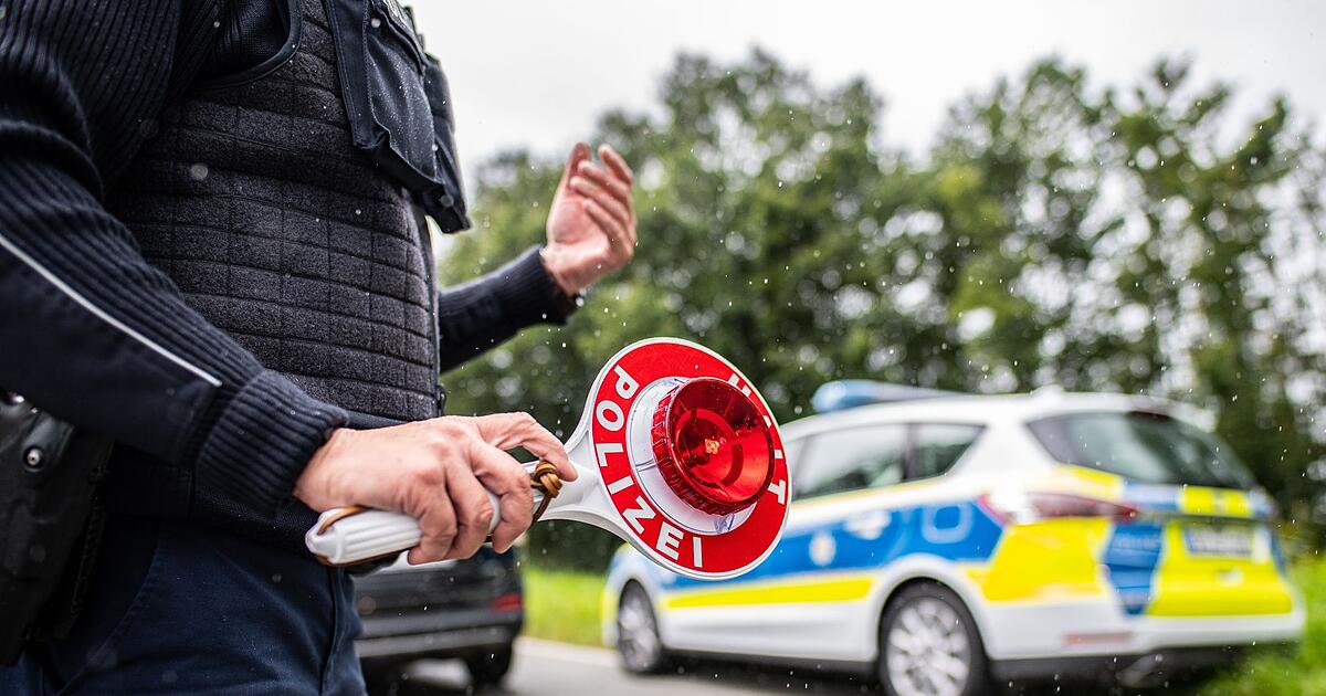 Schirnding: Verbotener Fund in Wohmobil bei Kontrolle - Mann droht ...