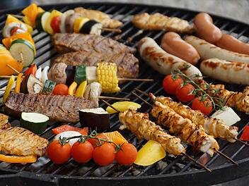 Grill, Grillen. Symbolfoto: Susanne Jutzeler, suju-foto / Pixabay