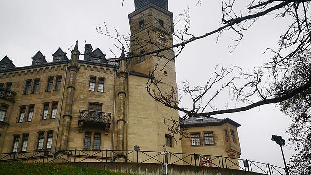 Schloss Callenberg: Einst Hauptwohnsitz der Herz&ouml;ge von Sachsen-Coburg und Gotha, heute als Museum f&uuml;r die &Ouml;ffentlichkeit zug&auml;nglich.