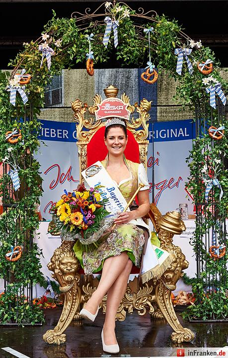 Schlüsselfelderin ist neue bayerische Weißwurstkönigin