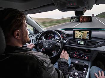 Das mit zahlreichen Sensoren aufgerüstete Fahrzeug mit dem Spitznamen "Jack"Foto: Jim Fets, Audi AG, dpa