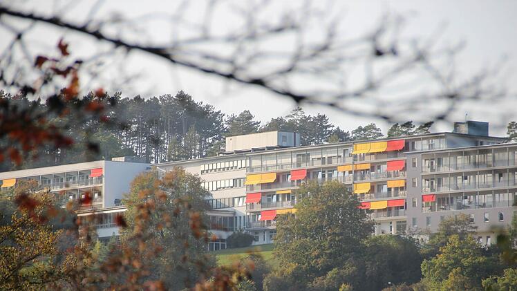 Exponiert liegt das Thoraxzentrum auf dem Höhenzug des Michelsbergs.Heike Beudert