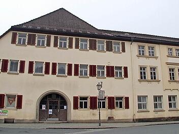 Konkrete Ideen für die künftige Nutzung des "Schwarze Roßes" in Kasendorf hatten auch die Bürger keine. Fotos: Sonja Adam