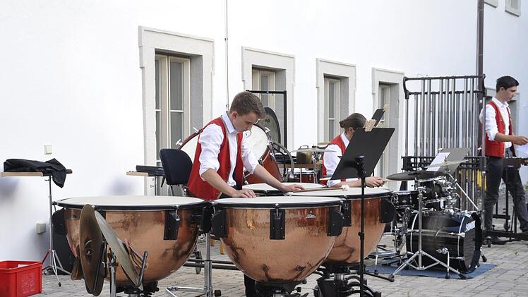 Das Symphonische Blasorchester Volkach ist ein Synonym für erlesene konzertante und symphonische Blasmusik, die jeden Blasmusikfreund begeistert.Peter Klopf