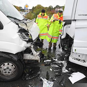 A70: Unfall an der Anschlussstelle Bamberg-Hafen