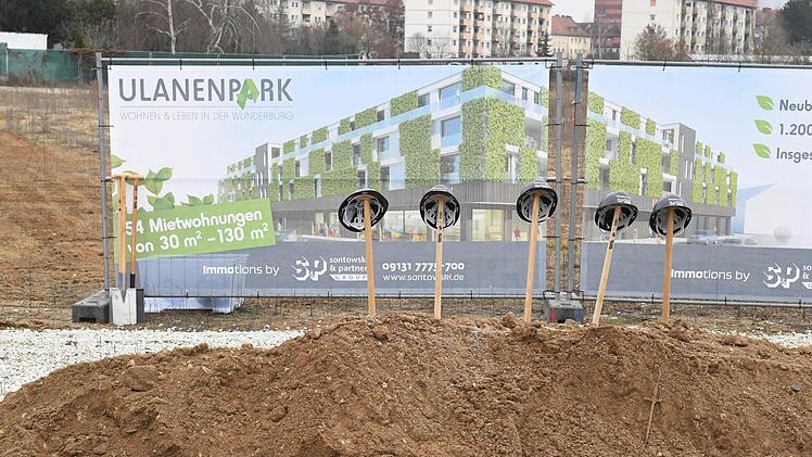 Spatenstich am "Ulanenpark". Foto: Ronald Rinklef