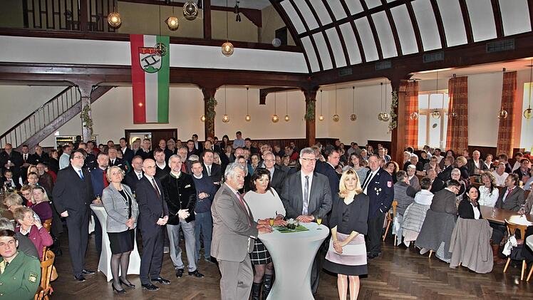 Alles, was Rang und Namen hat, war zum Jahresempfang der Marktgemeinde Maroldsweisach in den Saal der Gaststätte Hartleb gekommen.Helmut Will