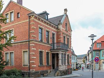 Das Lichtenfelser Stadtmuseum wird von dem roten Backsteinbau, Bamberger Straße 3a, ins Stadtschloss verlagert. Foto: Ramona Popp