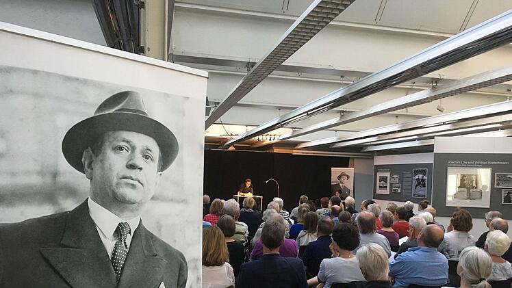 Die Coburger Experimentierplattform "Making Culture" würdigte Kurt Tucholsky.Foto: Jochen Berger