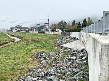 An der Hochwasserschutzmauer an der Flutmulde ist das Graffiti-Sprayen ab sofort offiziell erlaubt.