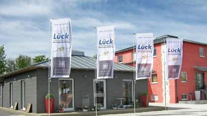 In dem Firmengebäude der Lücks in Prichsenstadt erwartet die Kunden eine großzügige Ausstellung und individuelle Beratung.  Foto: Archiv