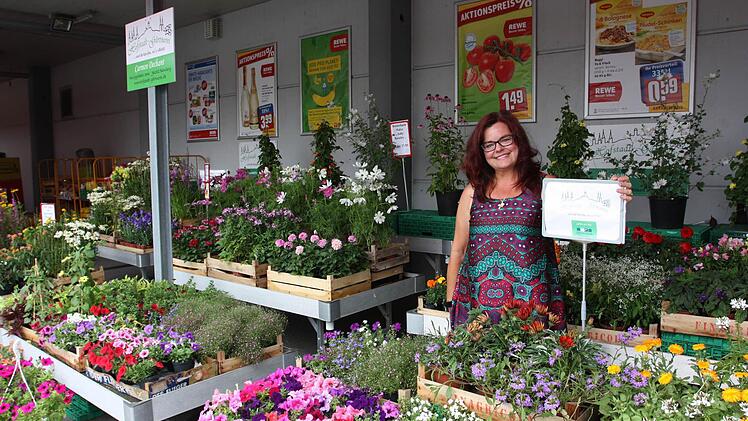 Das Angebot ist stark von Firmen aus der Region geprägt. Hier Carmen Dechant von der Bamberger Hofstadt-Gärtnerei.