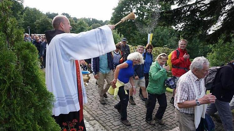 Impressionen von der Kreuzbergwallfahrt. Foto: Marion Eckert