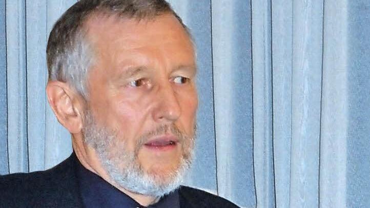 Waldemar Bug ist seit sechs Jahren Bürgermeister der Marktgemeinde Burkardroth. Das wird nach den Wahlen am Sonntag wohl immer noch so sein. Er geht ohne Gegenkandidaten ins Rennen. Foto: Archiv/Sigismund von Dobschütz