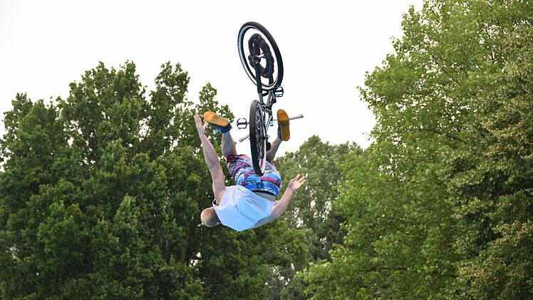 Wassertag beim Jugendfestival YouCo im Aquaria Freibad in CoburgFoto: Ronald Rinklef