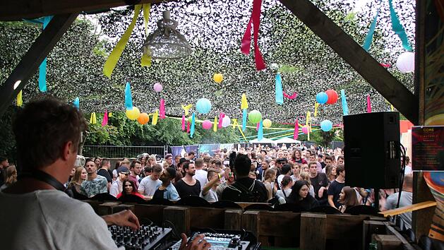 Regen Zuspruch beim Publikum fand das Techno-Festival "Come together Open Air".Foto: Wendelin Mark