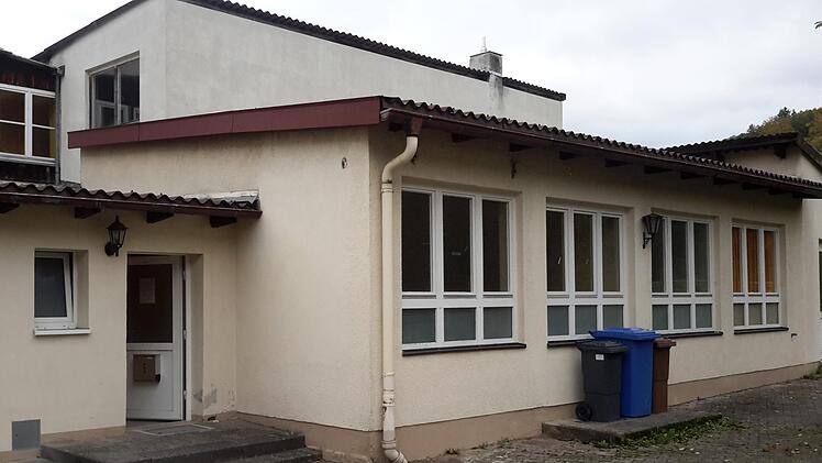 Probleme unterschiedlicher Art hat es in der Vergangenheit in der Notunterkunft in der Wiesenstraße gegeben. Der Bad Brückenauer Stadtrat erließ nun eine Satzung, die dort für klare Verhältnisse sorgen soll.Rolf Pralle