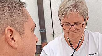 BRK gibt wichtige Tipps: Wenn Pflege pl&ouml;tzlich Realit&auml;t wird