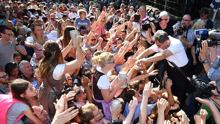 Anstich zur Bergkirchweih 2017 Foto: Ronald Rinklef