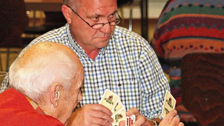Eindrücke vom Schafkopf-Turnier in Münnerstadt. Dieter Britz