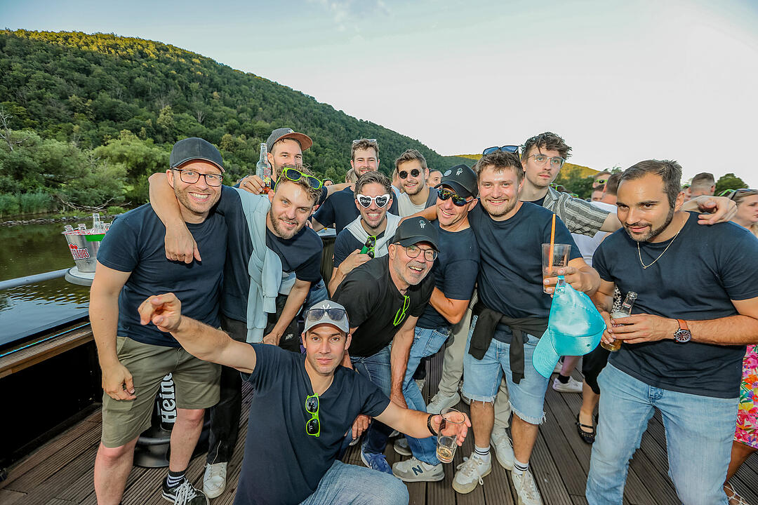 Auf drei Decks wurde richtig gefeiert!