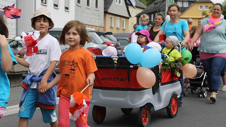 Impressionen vom Kinderfestumzug  Foto: Michael Wunder