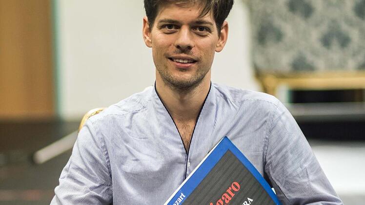 Johannes Braun dirigiert die Wiederaufnahme von Mozarts "Die Hochzeit des Figaro". Foto: Jochen Berger