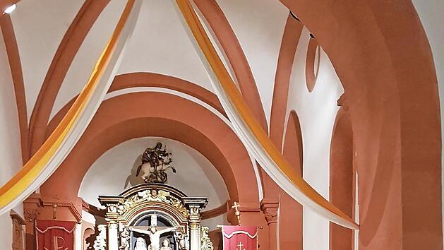 Auch das Christkind schaut mit seinen Engeln vorbei.