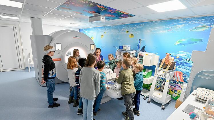 Uniklinikum Erlangen veranstaltete Schnuppertag für Kinder von Mitarbeitern
