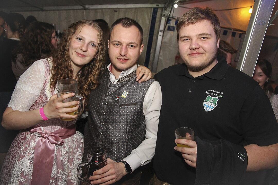 Mit der Partyband "Popnach8"!
