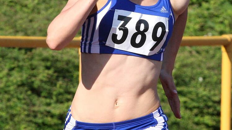 Melanie Mühle untermauerte mit ihrer Bestleistung und Platz 2 über 300 Meter ihre Zugehörigkeit zur bayerischen Spitze.